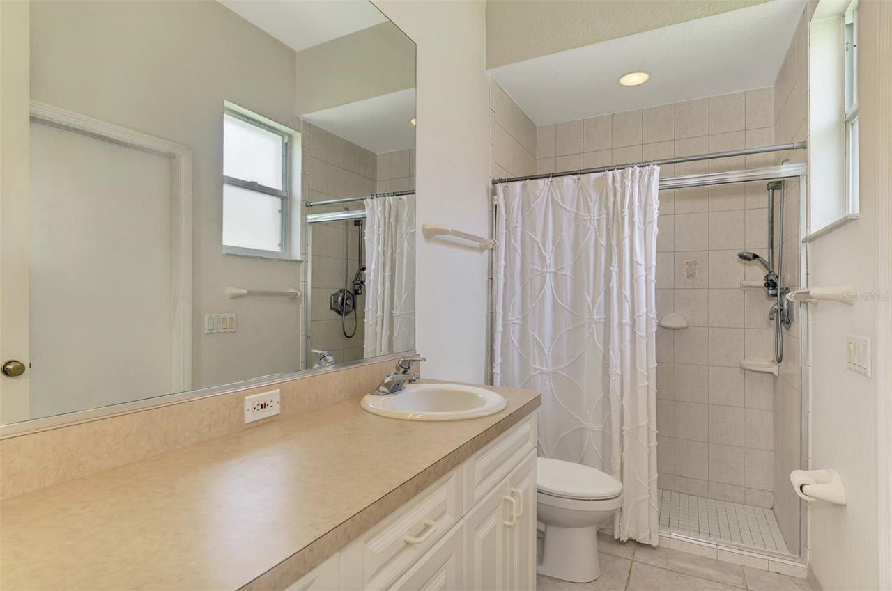 4708 Sweetmeadow Circle, Sarasota, FL 34238 Photo