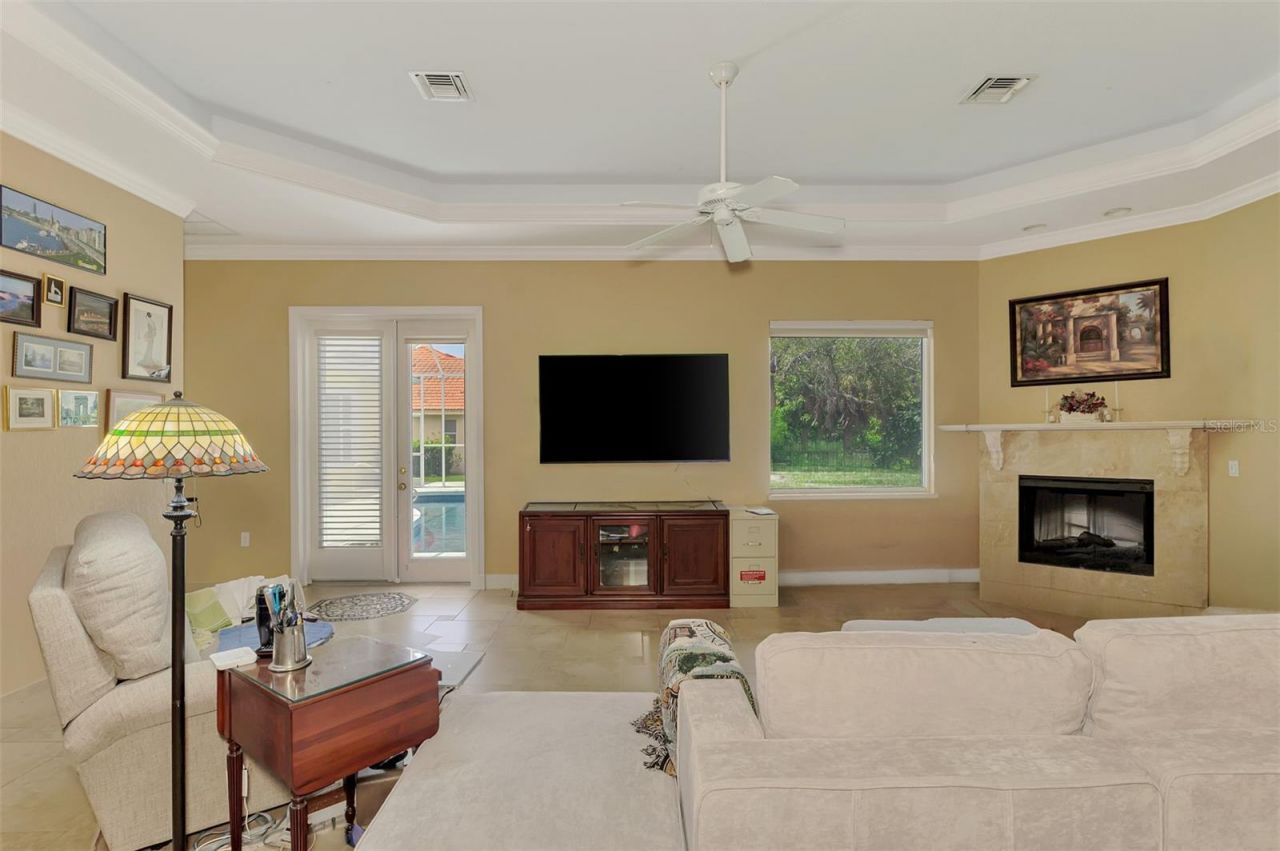 4708 Sweetmeadow Circle, Sarasota, FL 34238 Photo