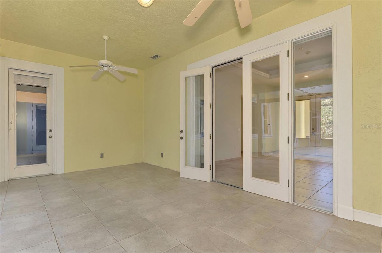4708 Sweetmeadow Circle, Sarasota, FL 34238 Photo