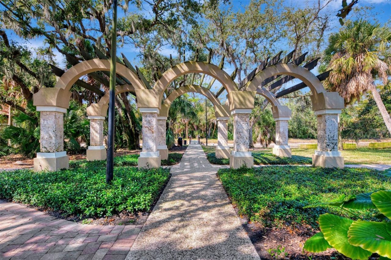 4708 Sweetmeadow Circle, Sarasota, FL 34238 Photo