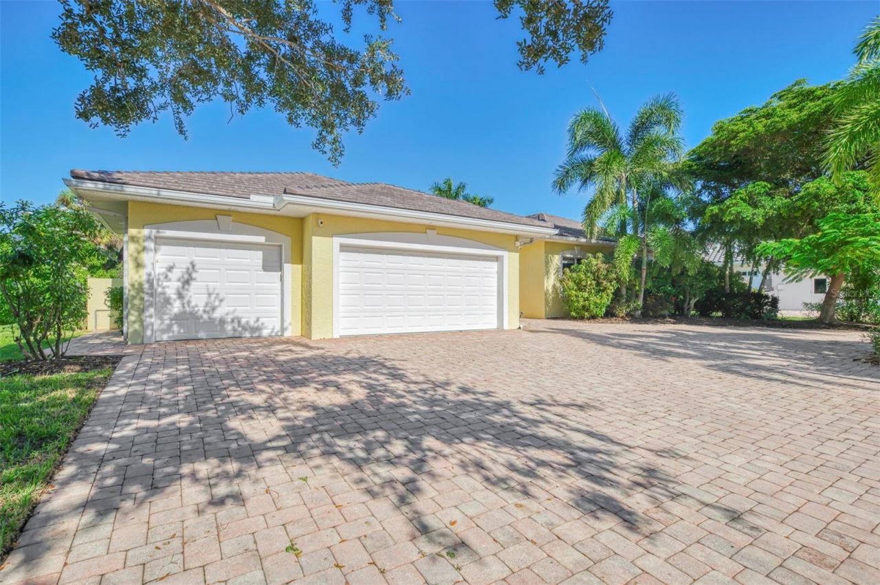 4708 Sweetmeadow Circle, Sarasota, FL 34238 Photo