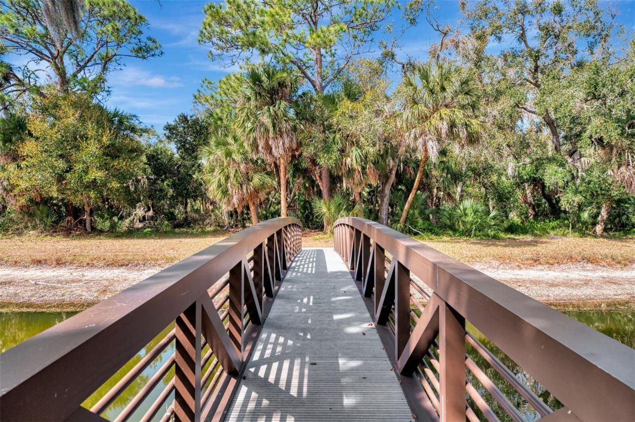 4708 Sweetmeadow Circle, Sarasota, FL 34238 Photo