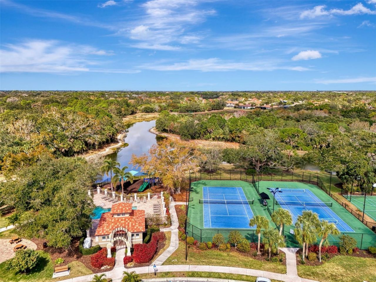 4708 Sweetmeadow Circle, Sarasota, FL 34238 Photo