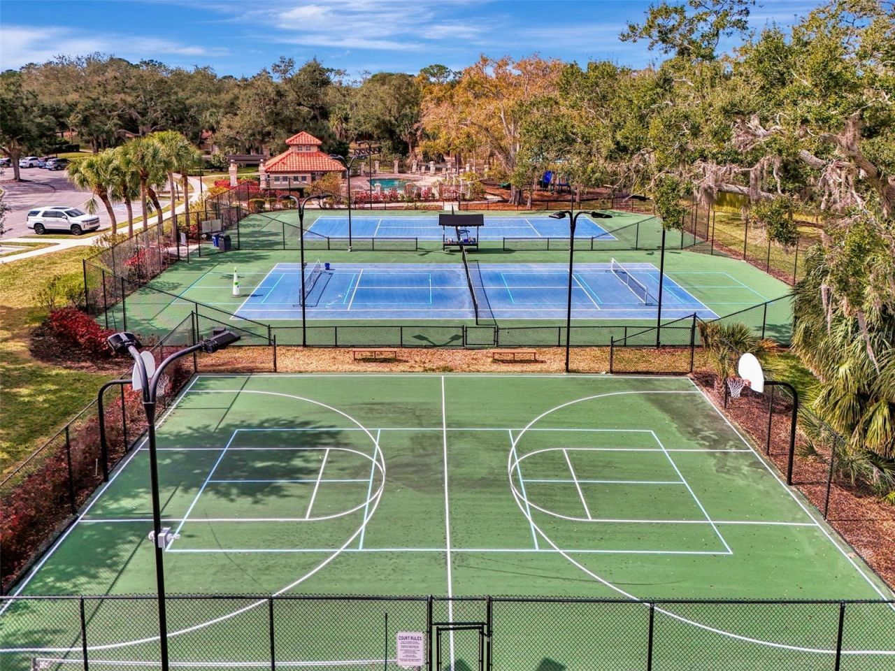 4708 Sweetmeadow Circle, Sarasota, FL 34238 Photo