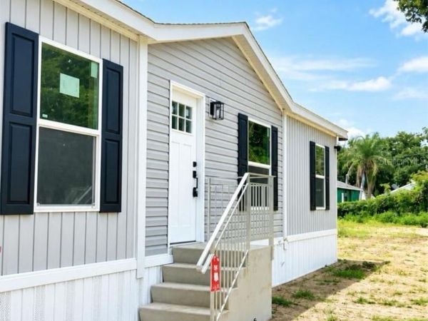 175 SMITH STREET , MULBERRY, FL 33860