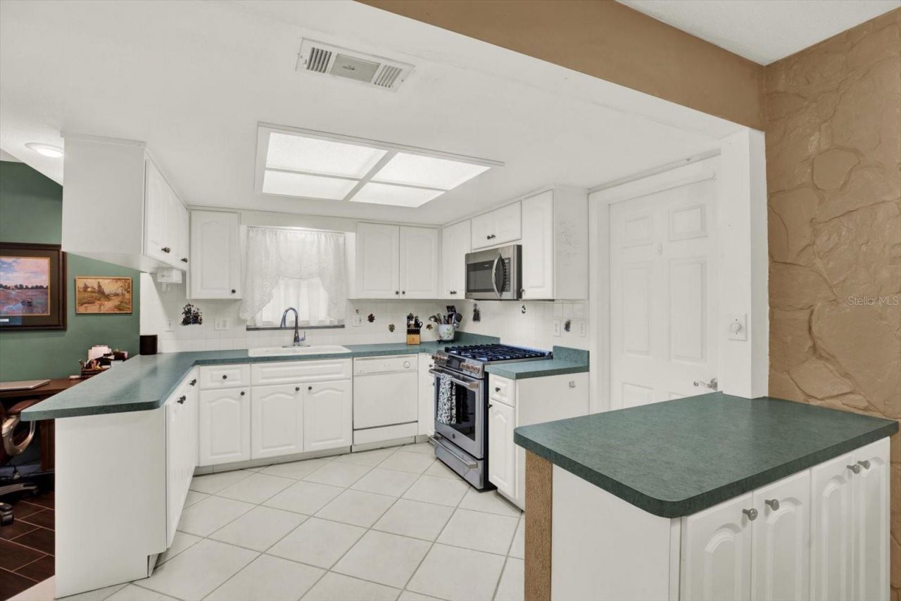 5790 150th Avenue N, Clearwater, FL 33760 Photo