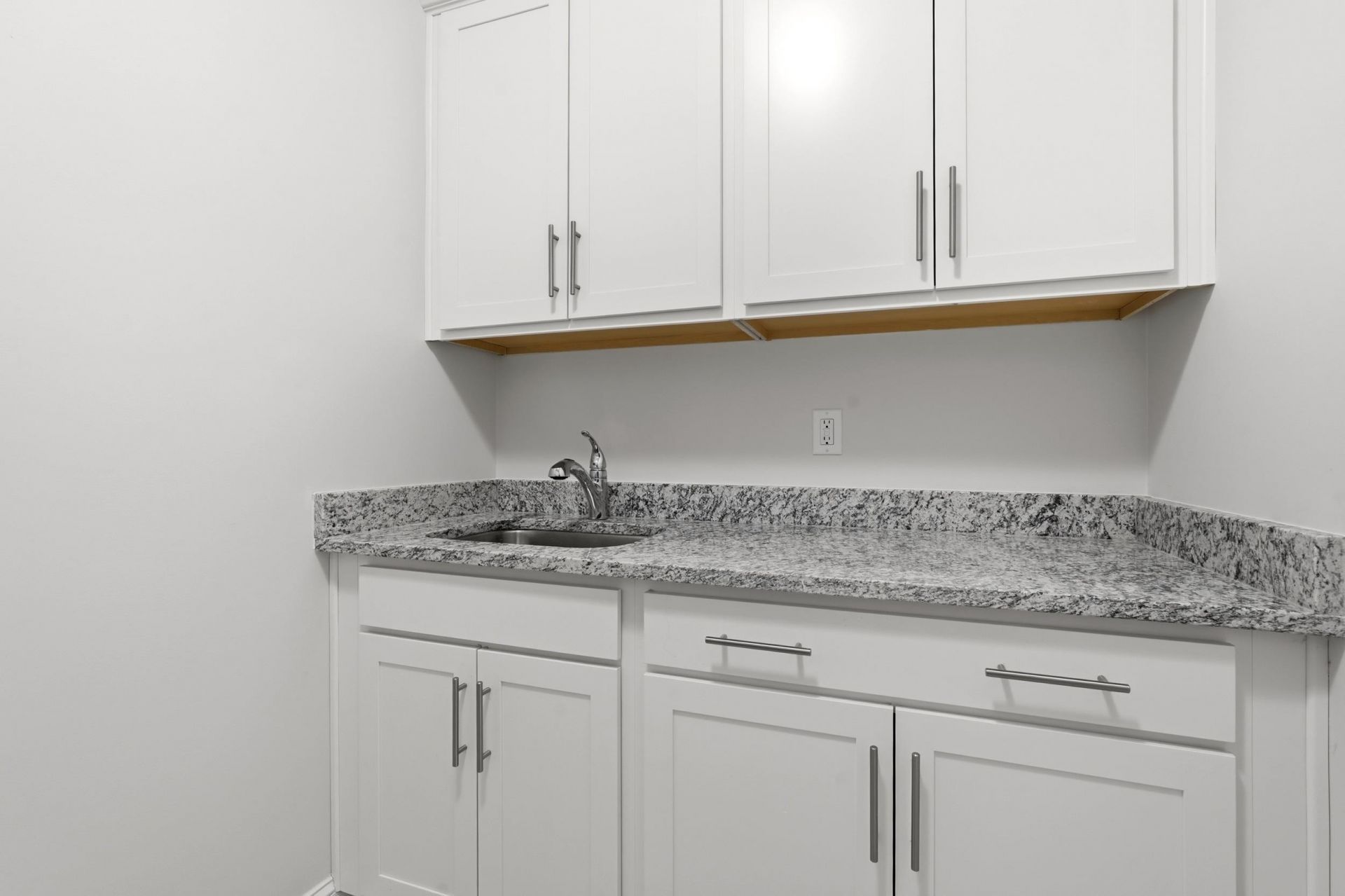 1246 Tarisa Ave.  Photo 33