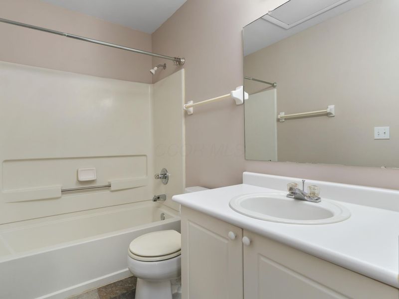2372 Bloxom Street, Grove City, OH 43123 Photo 34