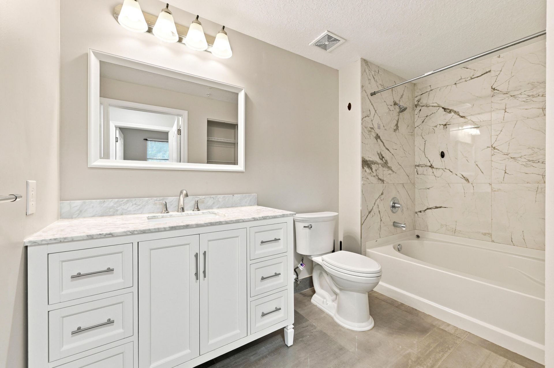 9857 Baywinds Drive, Unit 9112, West Palm Beach, FL 33411 Photo