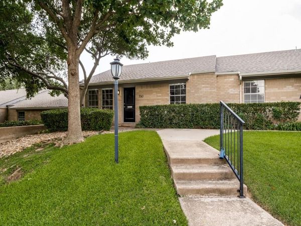 7510 Pebblestone Drive , Dallas, TX 75230