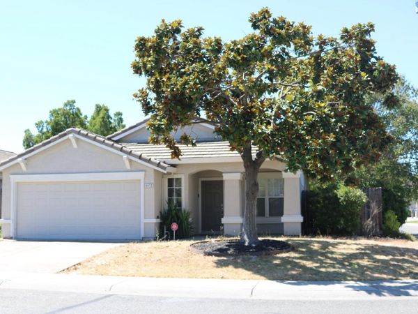 8413-Way SW Newby Way, Elk Grove, CA 95624
