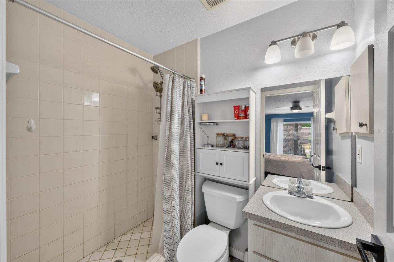 599 Magnolia Ridge Avenue , Tavares, FL 32778 Photo