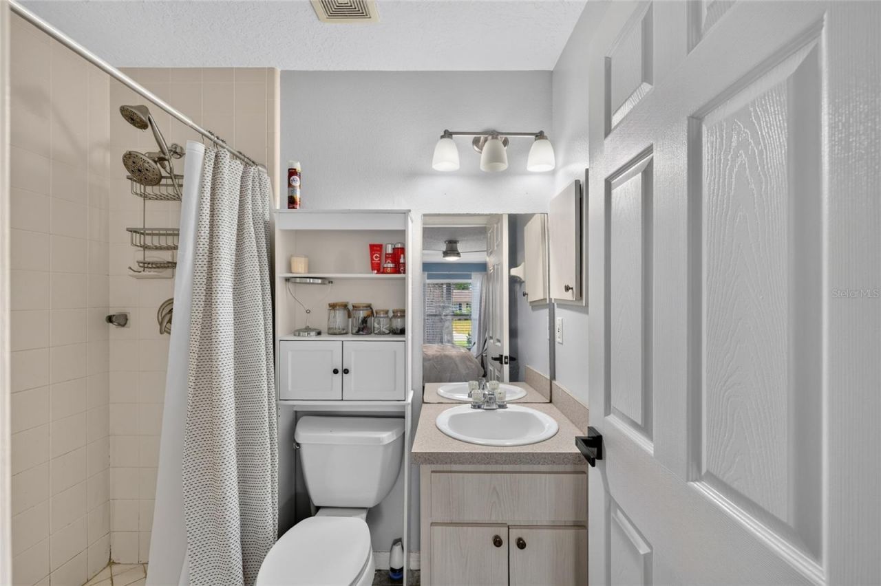599 Magnolia Ridge Avenue , Tavares, FL 32778 Photo