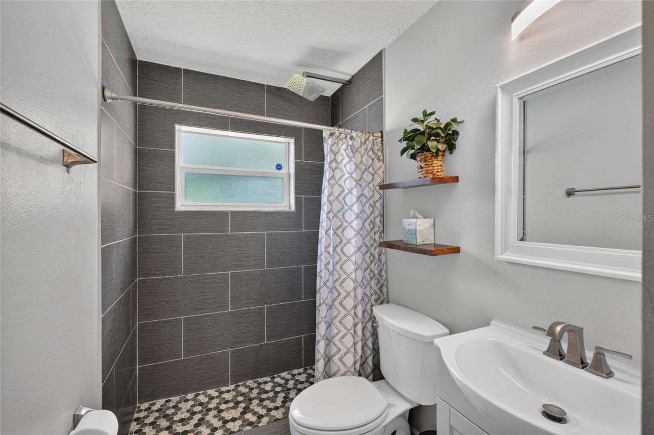 599 Magnolia Ridge Avenue , Tavares, FL 32778 Photo