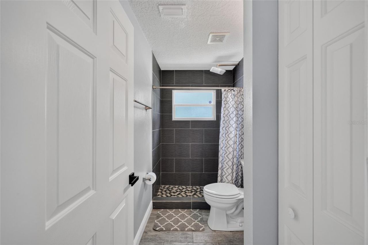 599 Magnolia Ridge Avenue , Tavares, FL 32778 Photo