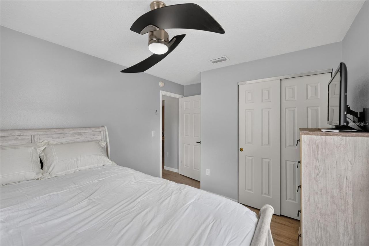 599 Magnolia Ridge Avenue , Tavares, FL 32778 Photo