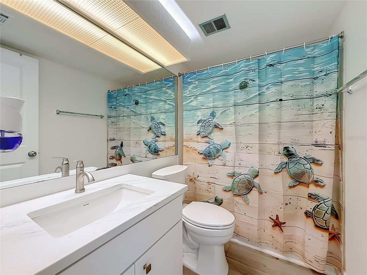 6537 Cape Hatteras Way Ne, Unit 2, Saint Petersburg, FL 33702 Photo