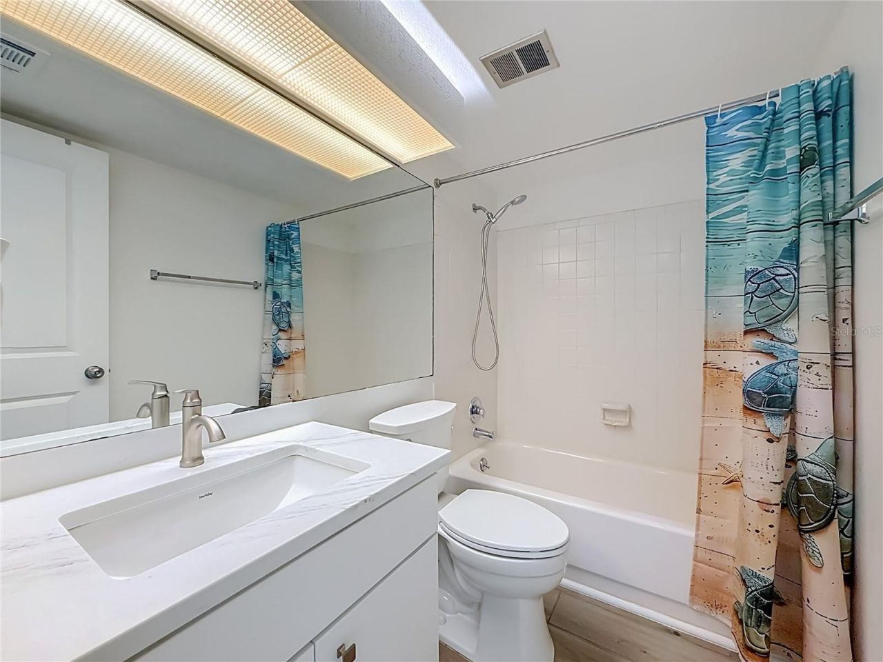 6537 Cape Hatteras Way Ne, Unit 2, Saint Petersburg, FL 33702 Photo