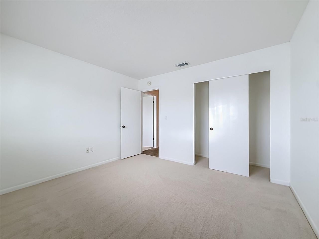 6537 Cape Hatteras Way Ne, Unit 2, Saint Petersburg, FL 33702 Photo