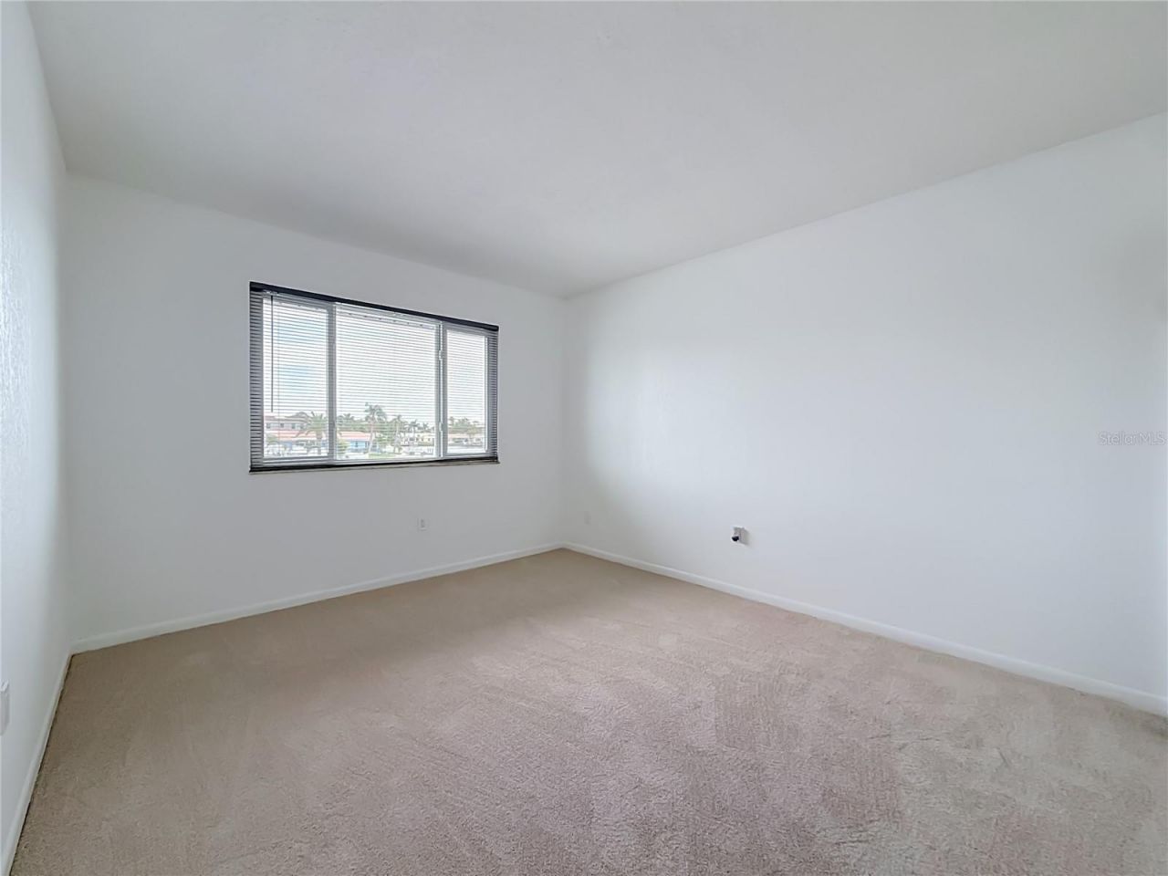 6537 Cape Hatteras Way Ne, Unit 2, Saint Petersburg, FL 33702 Photo