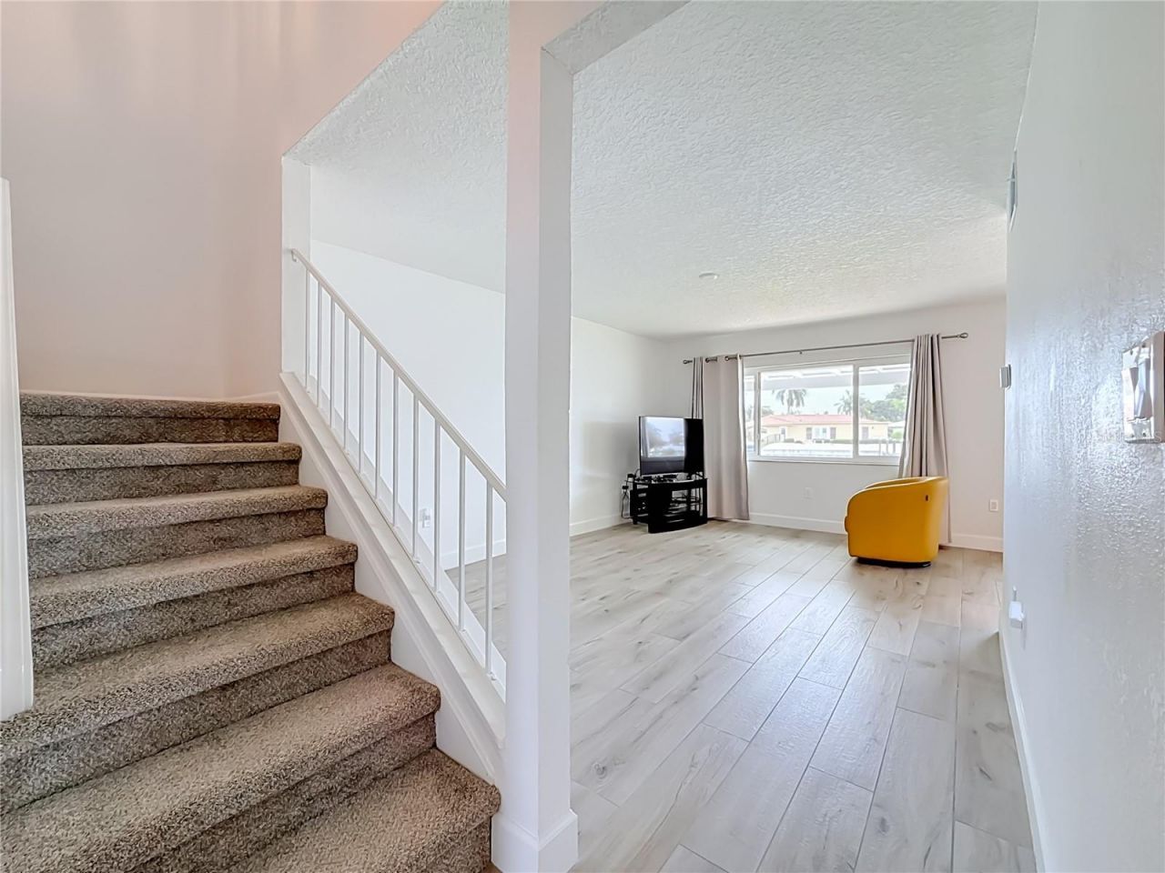 6537 Cape Hatteras Way Ne, Unit 2, Saint Petersburg, FL 33702 Photo
