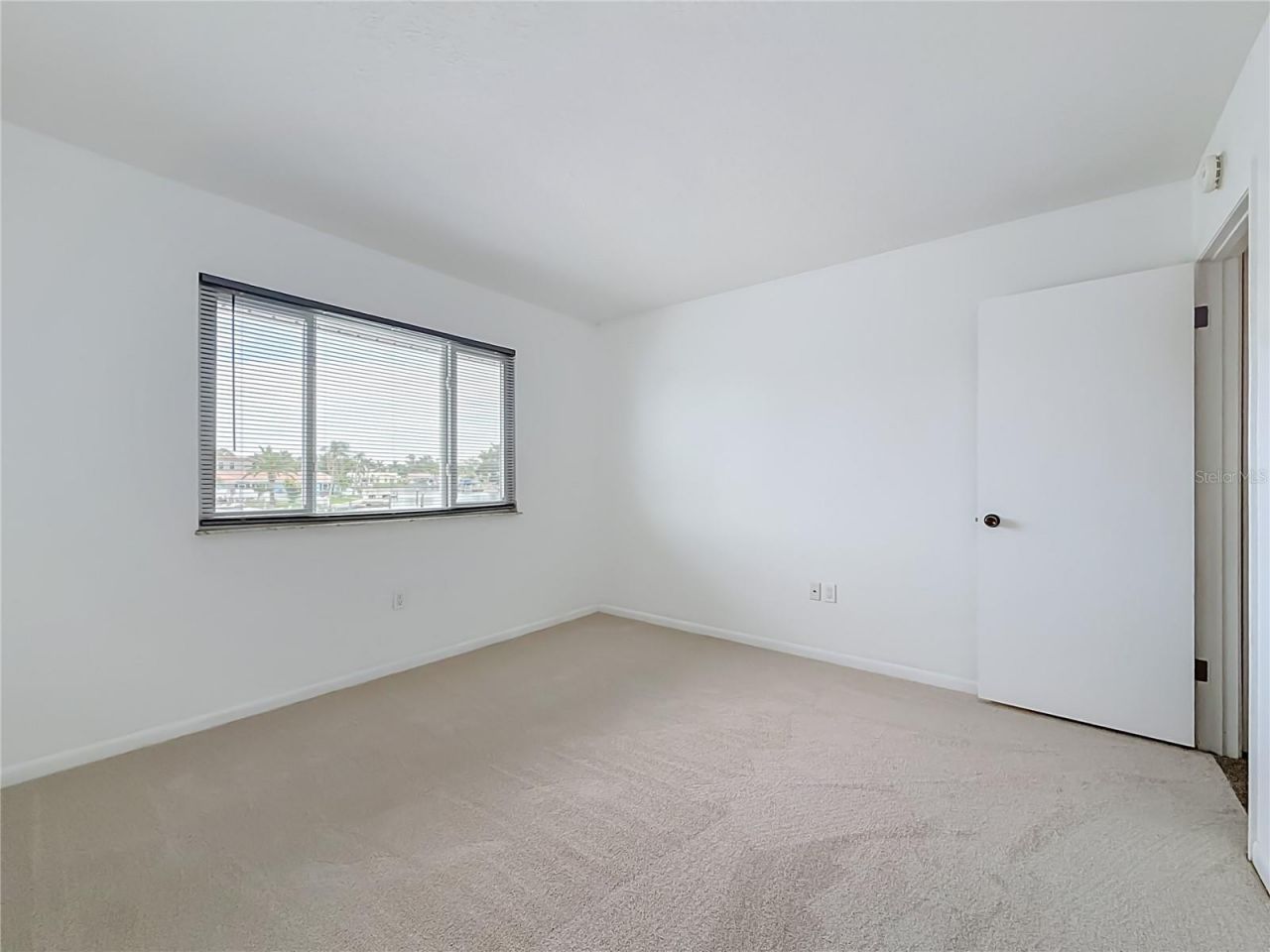 6537 Cape Hatteras Way Ne, Unit 2, Saint Petersburg, FL 33702 Photo