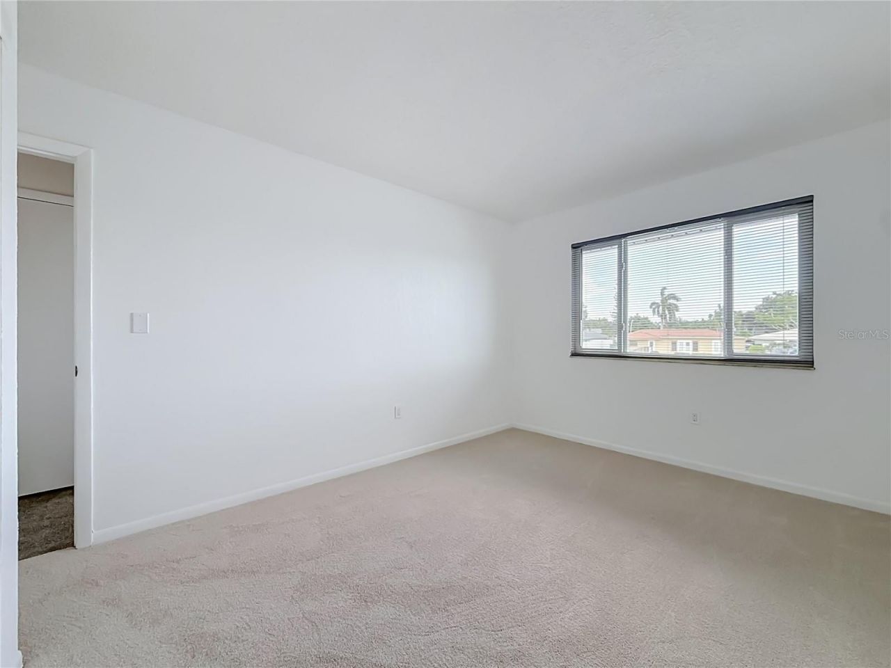 6537 Cape Hatteras Way Ne, Unit 2, Saint Petersburg, FL 33702 Photo