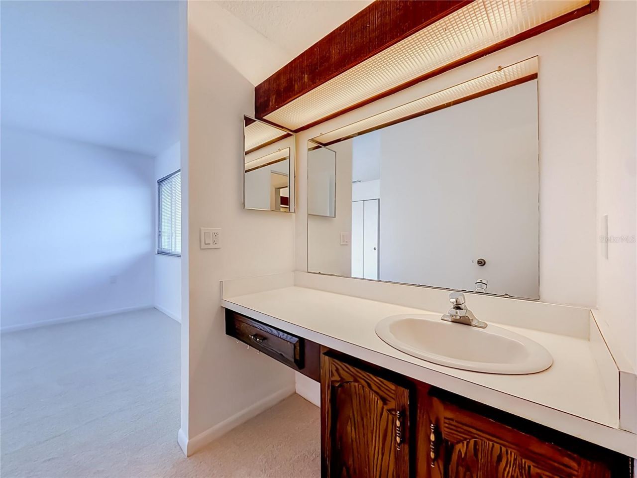 6537 Cape Hatteras Way Ne, Unit 2, Saint Petersburg, FL 33702 Photo