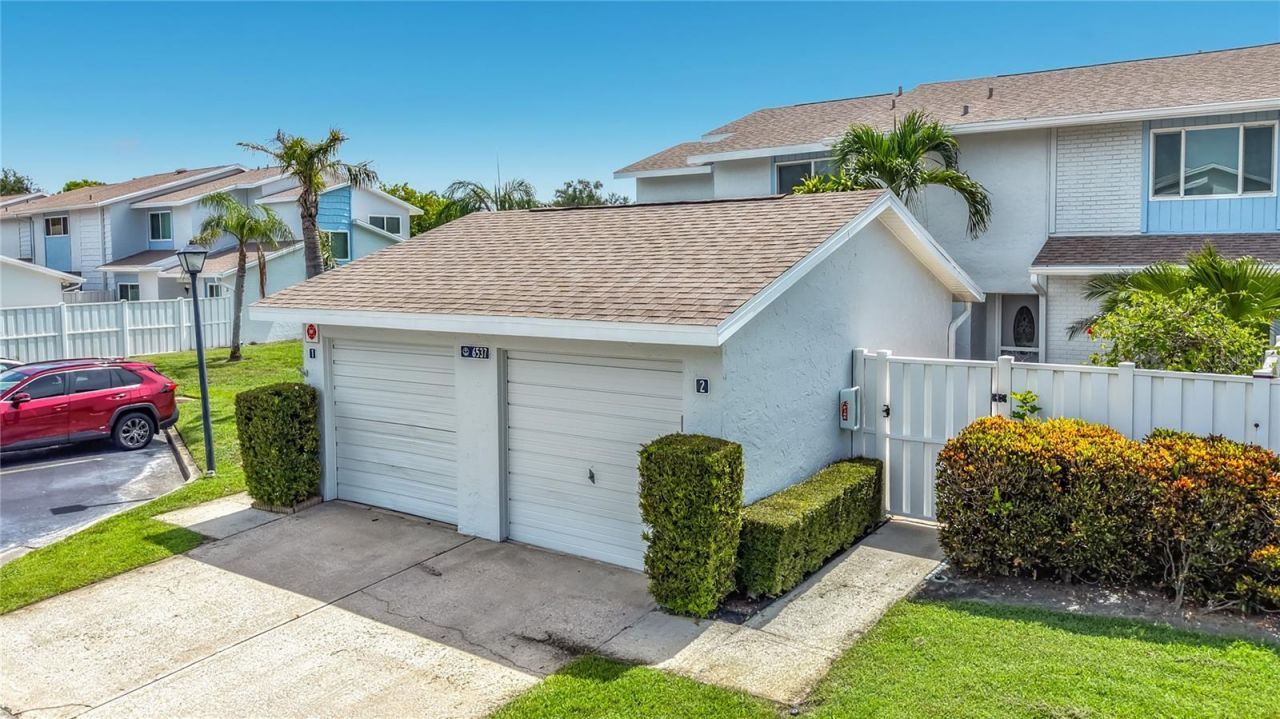 6537 Cape Hatteras Way Ne, Unit 2, Saint Petersburg, FL 33702 Photo
