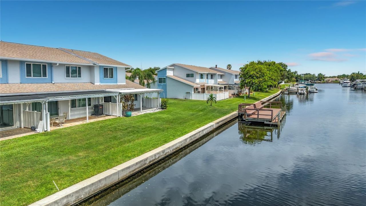 6537 Cape Hatteras Way Ne, Unit 2, Saint Petersburg, FL 33702 Photo