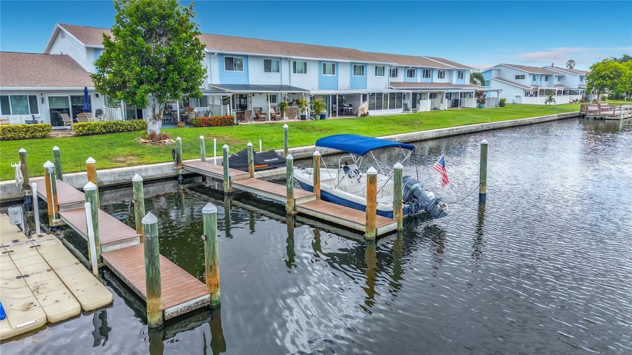 6537 Cape Hatteras Way Ne, Unit 2, Saint Petersburg, FL 33702 Photo