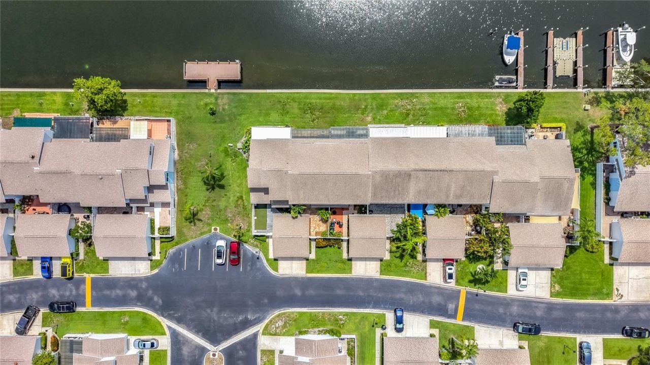 6537 Cape Hatteras Way Ne, Unit 2, Saint Petersburg, FL 33702 Photo