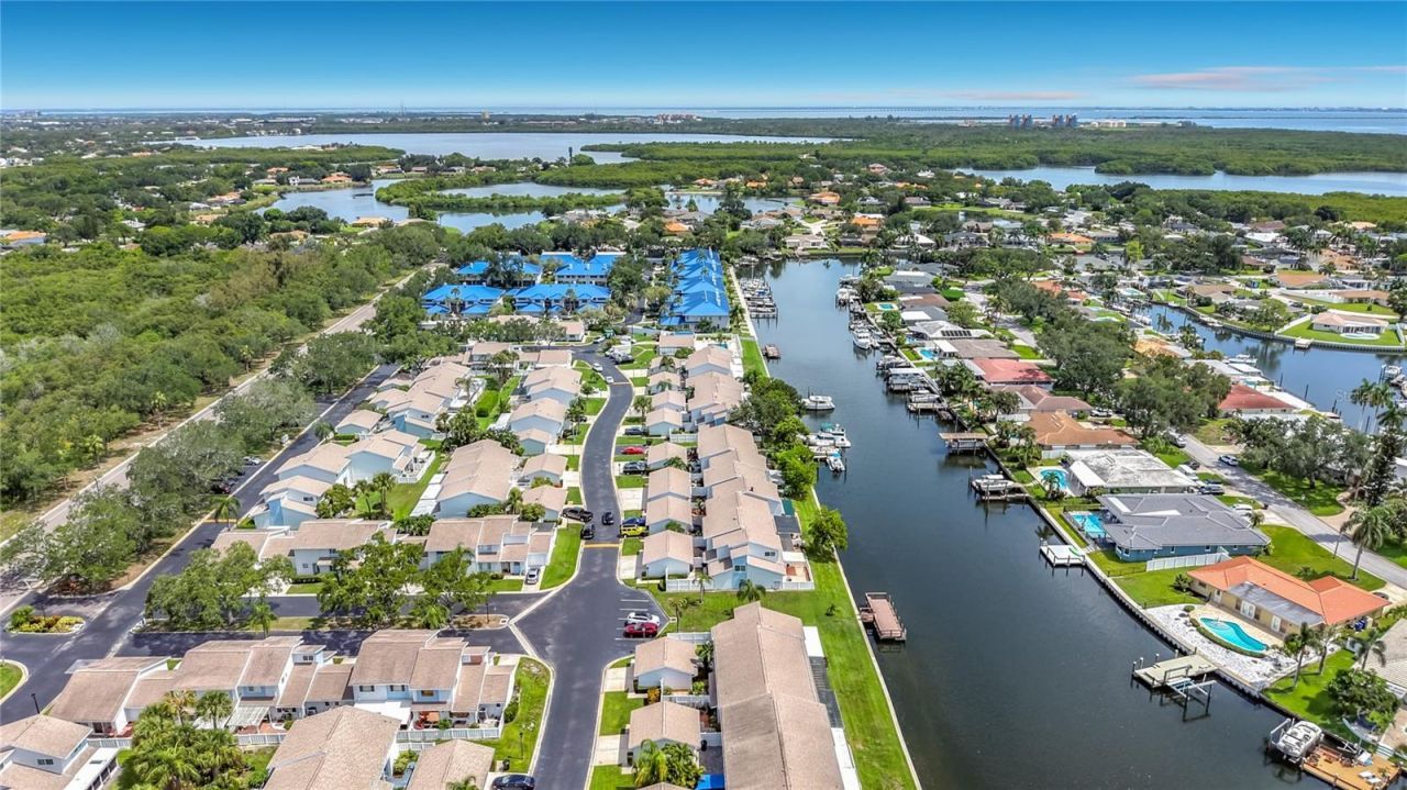 6537 Cape Hatteras Way Ne, Unit 2, Saint Petersburg, FL 33702 Photo