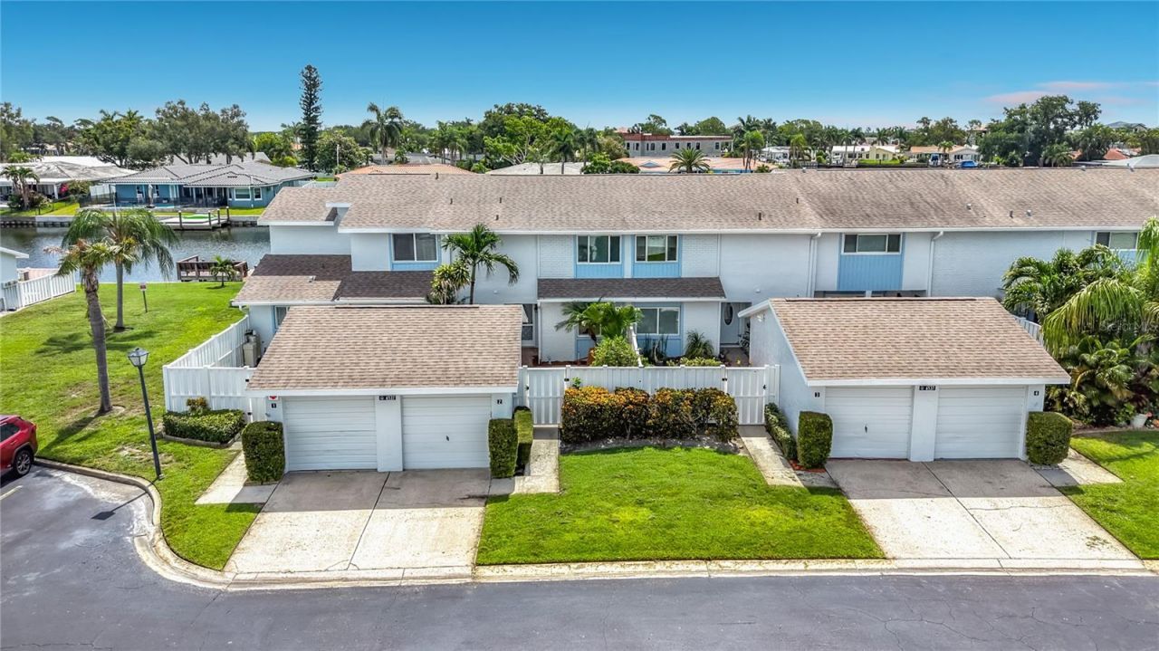 6537 Cape Hatteras Way Ne, Unit 2, Saint Petersburg, FL 33702 Photo