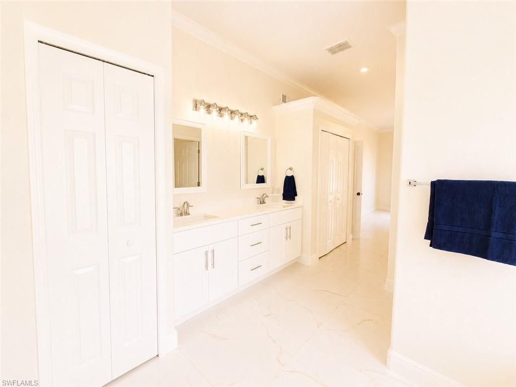 200 NW 7th Ter, Cape Coral, FL 33993 Photo