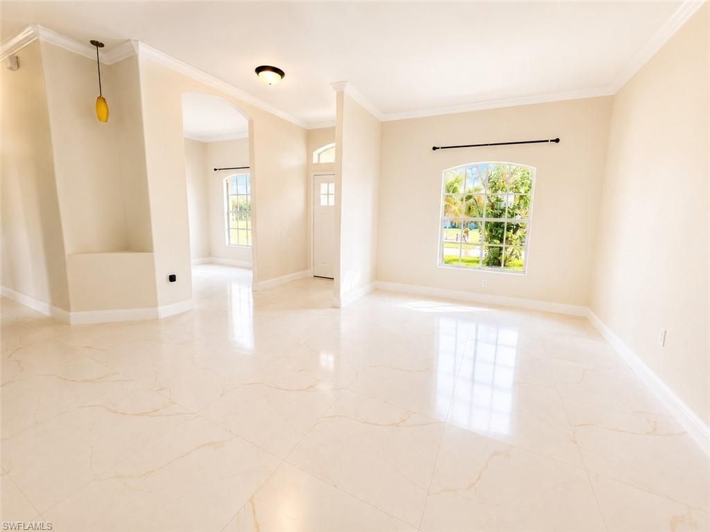 200 NW 7th Ter, Cape Coral, FL 33993 Photo