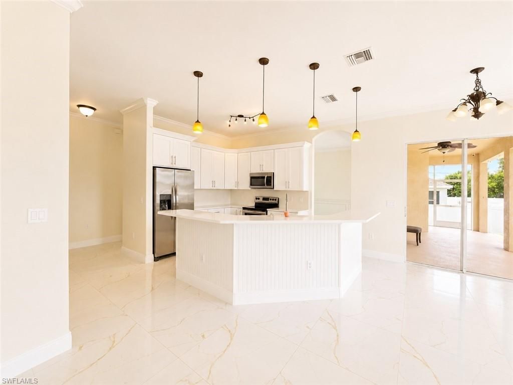 200 NW 7th Ter, Cape Coral, FL 33993 Photo