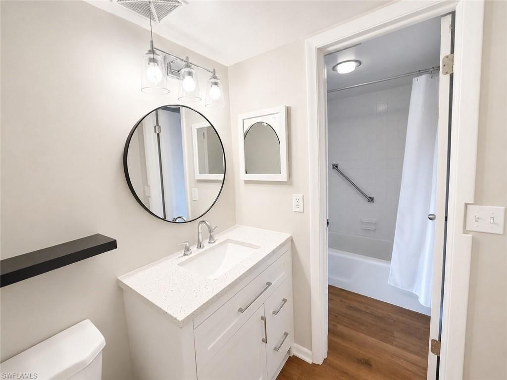 2079 Barkeley Ln, Unit 13, Fort Myers, FL 33907 Photo