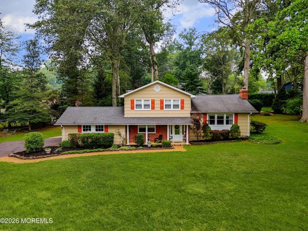 41 Carnegie Court, Middletown, NJ 07748
