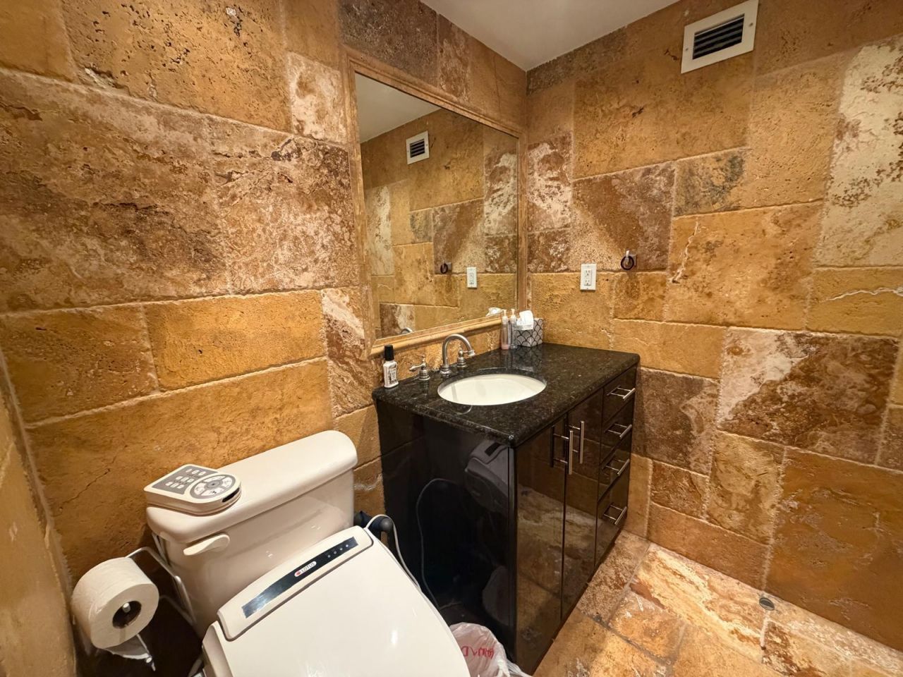 4250 Galt Ocean Drive, Unit 14D, Fort Lauderdale, FL 33308 Photo