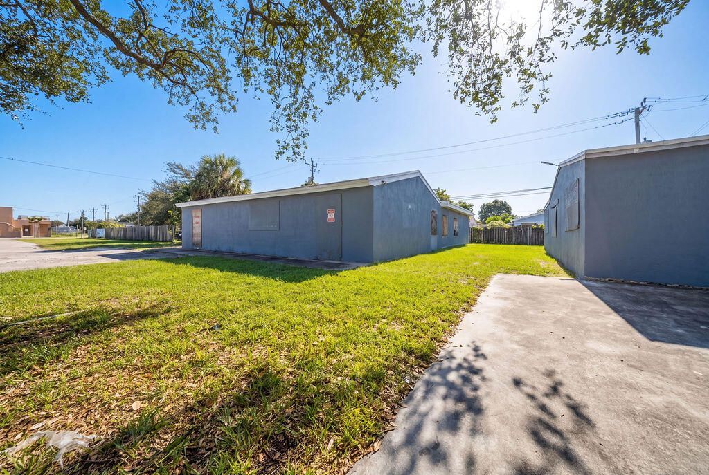 1900 N 66th Avenue, Hollywood, FL 33024 Photo