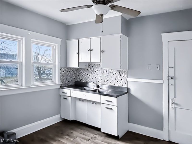 1382 E 188th Street, Cleveland, OH 44110 Photo 12