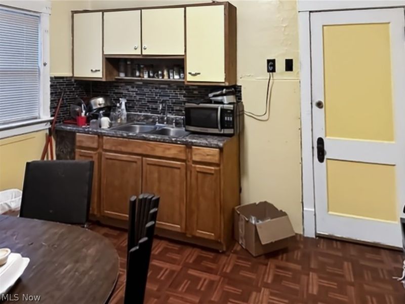 1382 E 188th Street, Cleveland, OH 44110 Photo 5