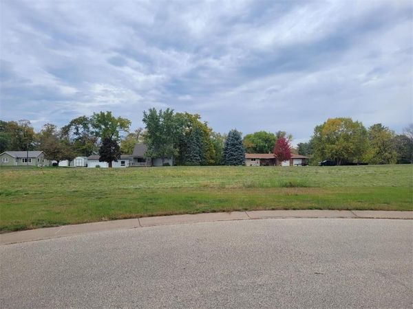 516 Clover Court , Lake City, MN 55041