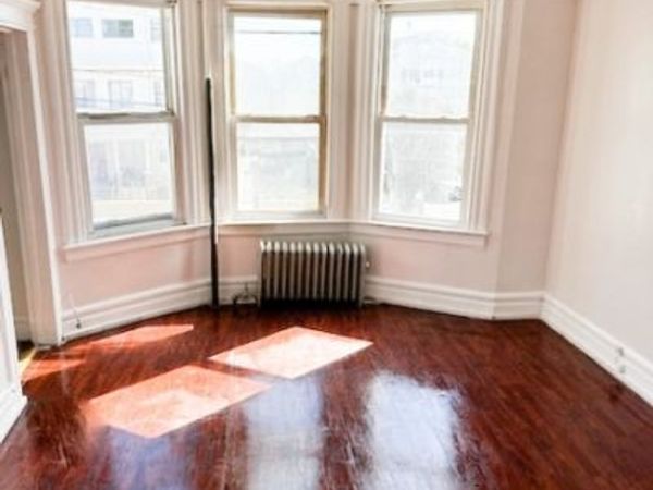 482 Irvine Turner Blvd, Newark, NJ 07108