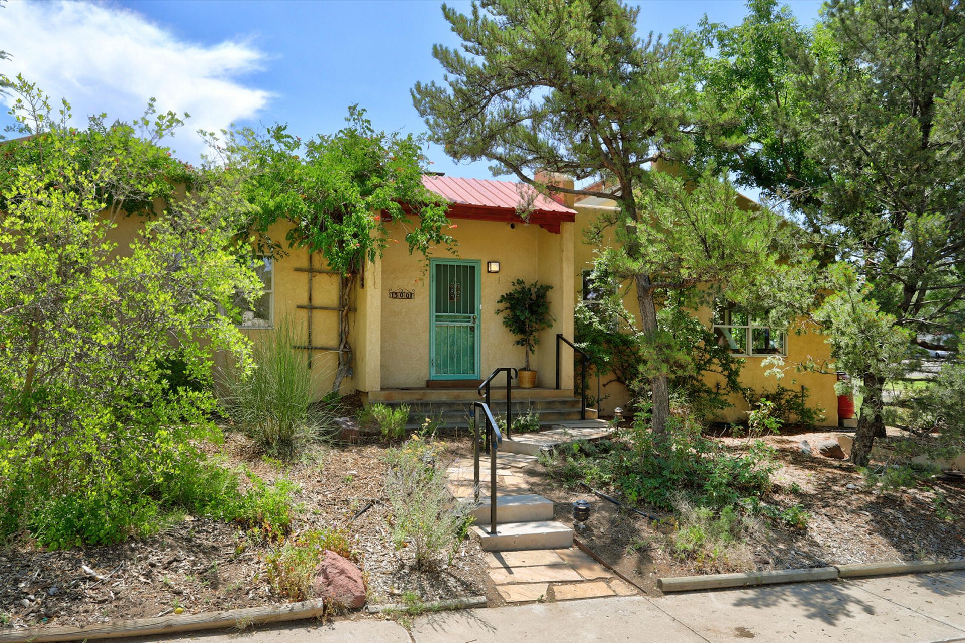 300 Tulane Place Ne, Albuquerque, NM 87106 Main Photo
