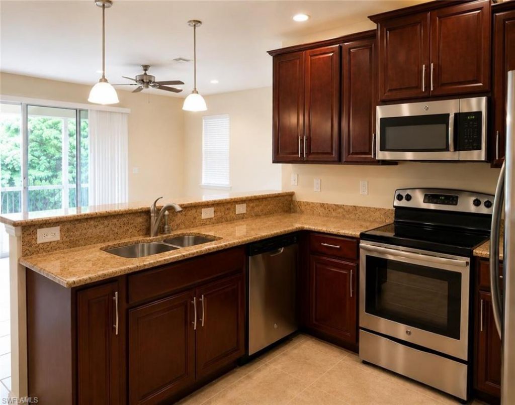 19550 Bowring Park Rd, Unit 101, Fort Myers, FL 33967 Photo