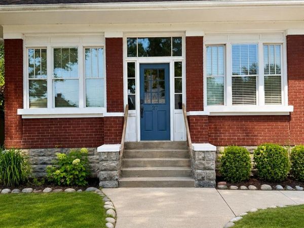 27 S Whittaker Street, New Buffalo, MI 49117