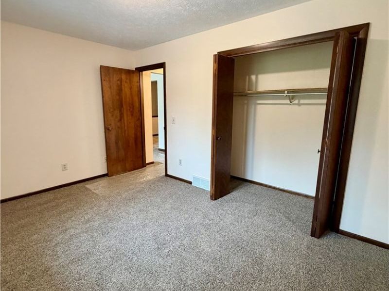 6218 Island Drive NW, Canton, OH 44718 Photo 28