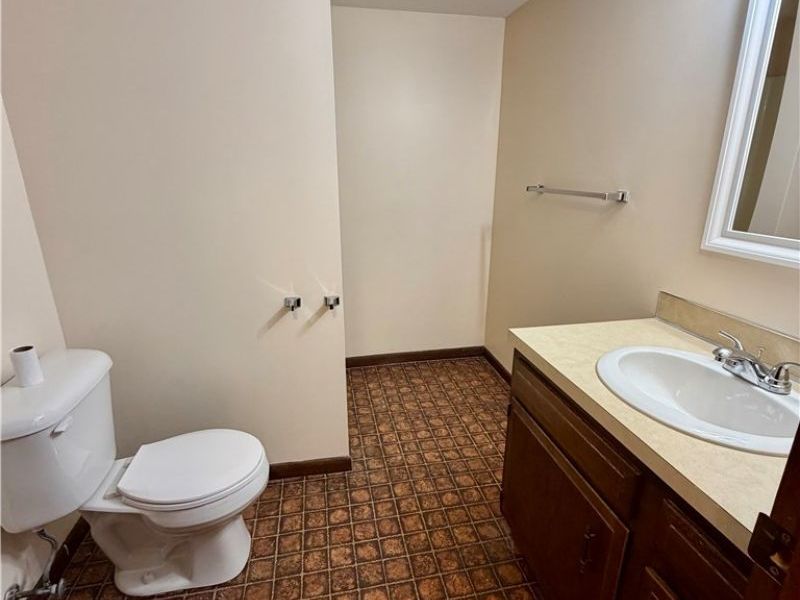 6218 Island Drive NW, Canton, OH 44718 Photo 33